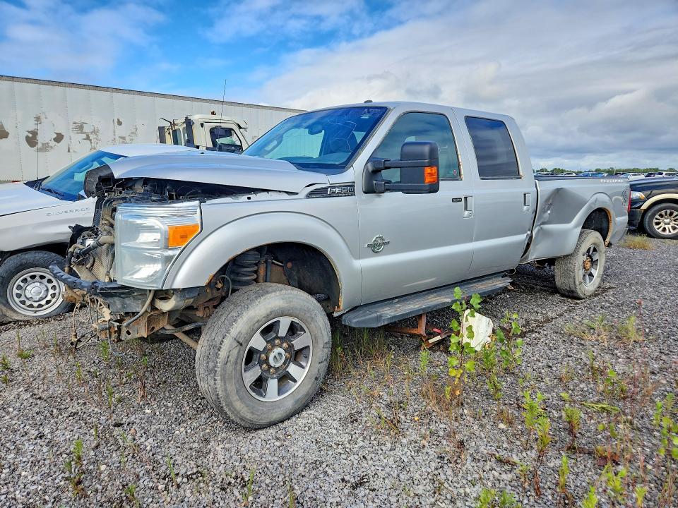 64822856 :رقم المزاد ، 1FT8W3BT4FEA19415 vin ، 2015 Ford F350 مزاد بيع