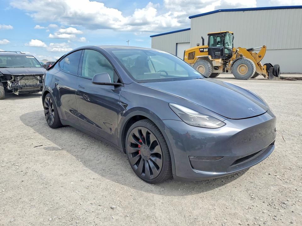 64781446 :رقم المزاد ، 7SAYGDEFXNF448096 vin ، 2022 Tesla Model Y مزاد بيع