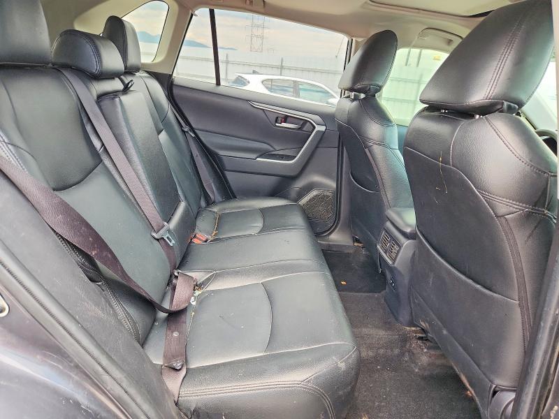 Продажа на аукционе авто 2020 Toyota Rav4, vin: JTMP1RFV0LD054012, номер лота: 64326636