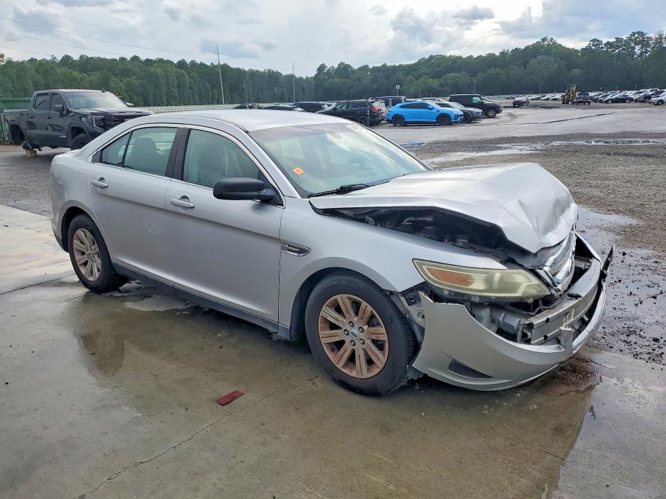 64137746 :رقم المزاد ، 1FAHP2DWXBG131915 vin ، 2011 Ford Taurus مزاد بيع