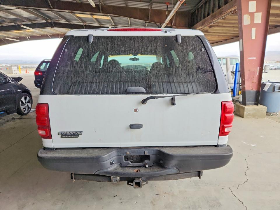 Продажа на аукционе авто 2001 Ford Expedition, vin: 1FMPU16L11LA21669, номер лота: 67038096