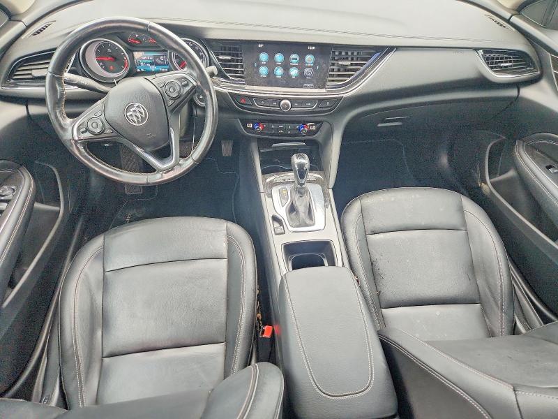 66439266 :رقم المزاد ، W04GP6SX7J1126353 vin ، 2018 Buick Regal مزاد بيع