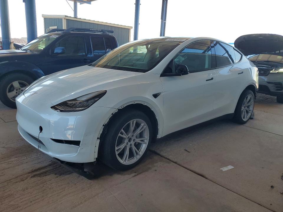 66583846 :رقم المزاد ، 7SAYGDEE0PA104008 vin ، 2023 Tesla Model Y مزاد بيع