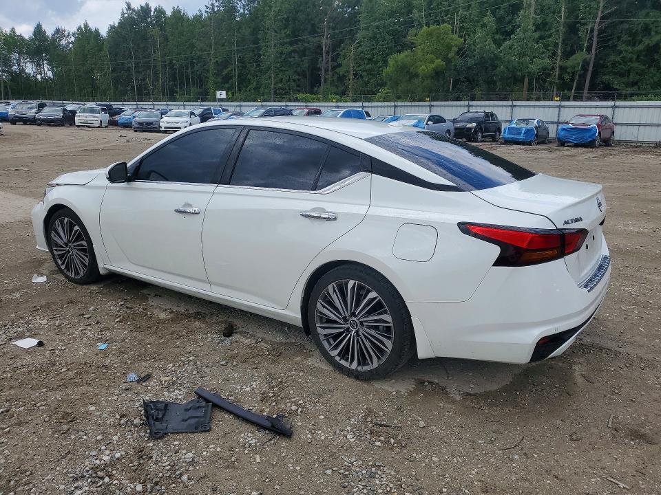 65720676 :رقم المزاد ، 1N4BL4EV6PN355480 vin ، 2023 Nissan Altima مزاد بيع