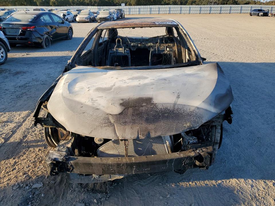64852756 :رقم المزاد ، 4T1BF1FKXHU744873 vin ، 2017 Toyota Camry مزاد بيع