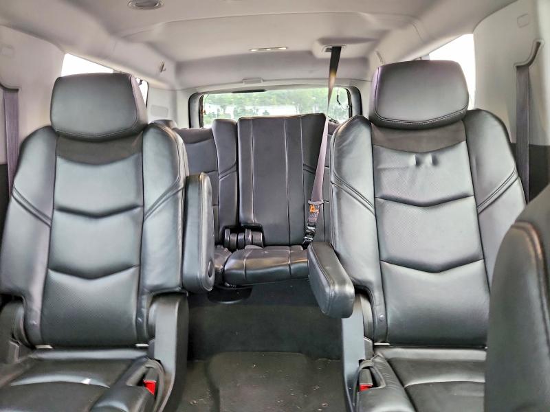65231696 :رقم المزاد ، 1GYS4GKJ5FR242826 vin ، 2015 Cadillac Escalade مزاد بيع