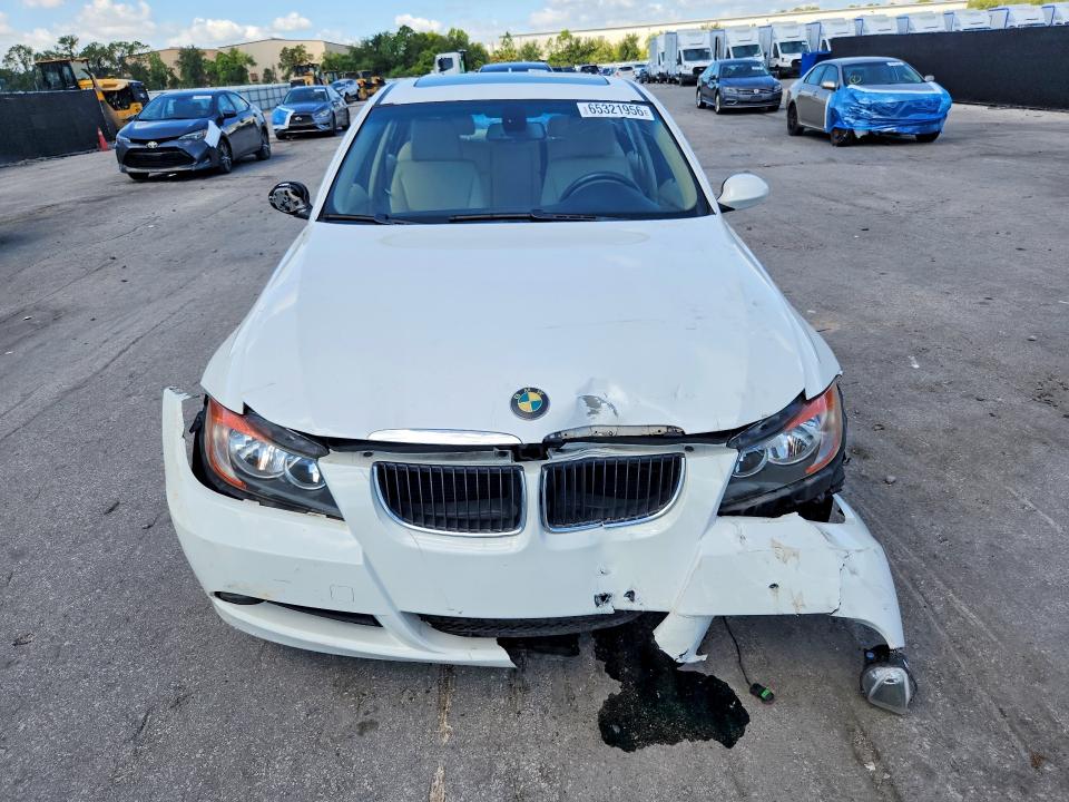 65321956 :رقم المزاد ، WBAVB13526PT00505 vin ، 2006 Bmw 325 مزاد بيع