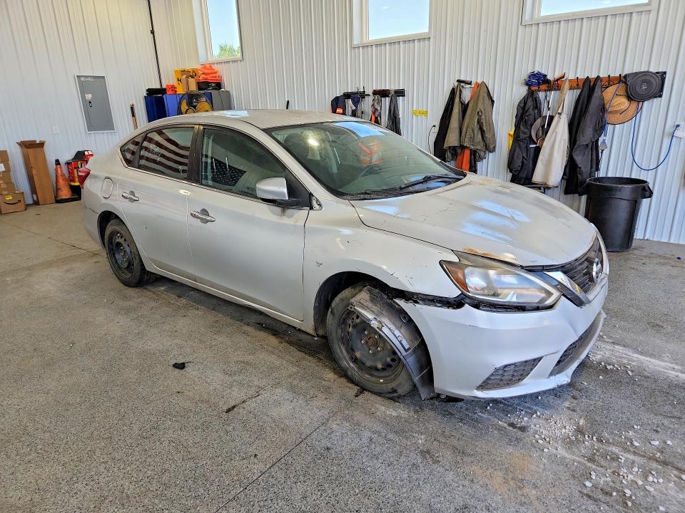 Продажа на аукционе авто 2016 Nissan Sentra, vin: 3N1AB7AP6GL665682, номер лота: 63650286