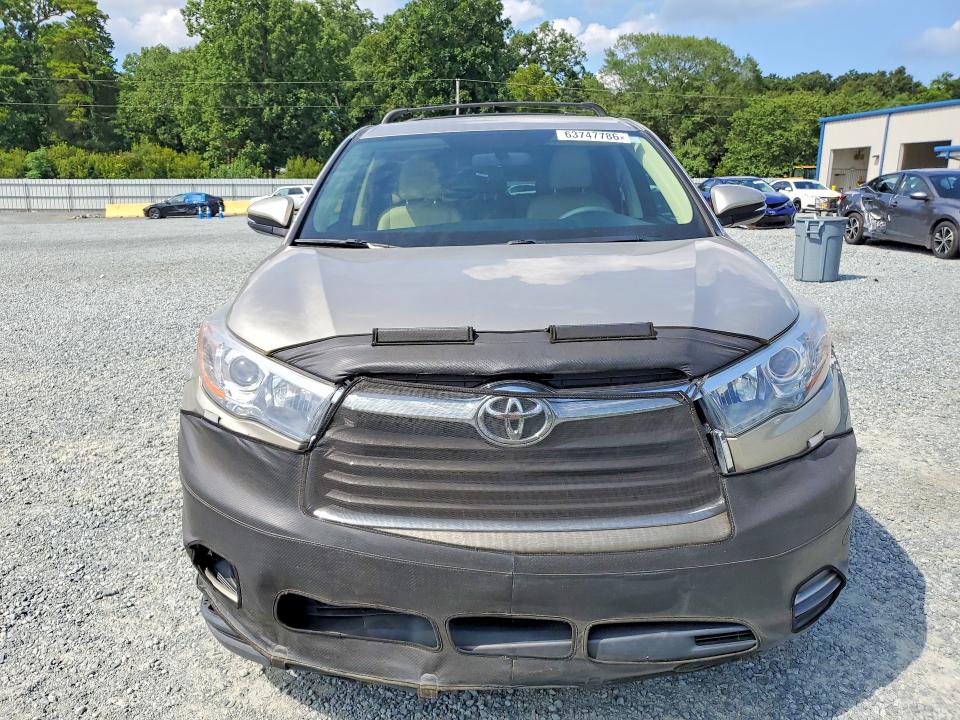 63747786 :رقم المزاد ، 5TDBKRFH0GS313044 vin ، 2016 Toyota Highlander مزاد بيع
