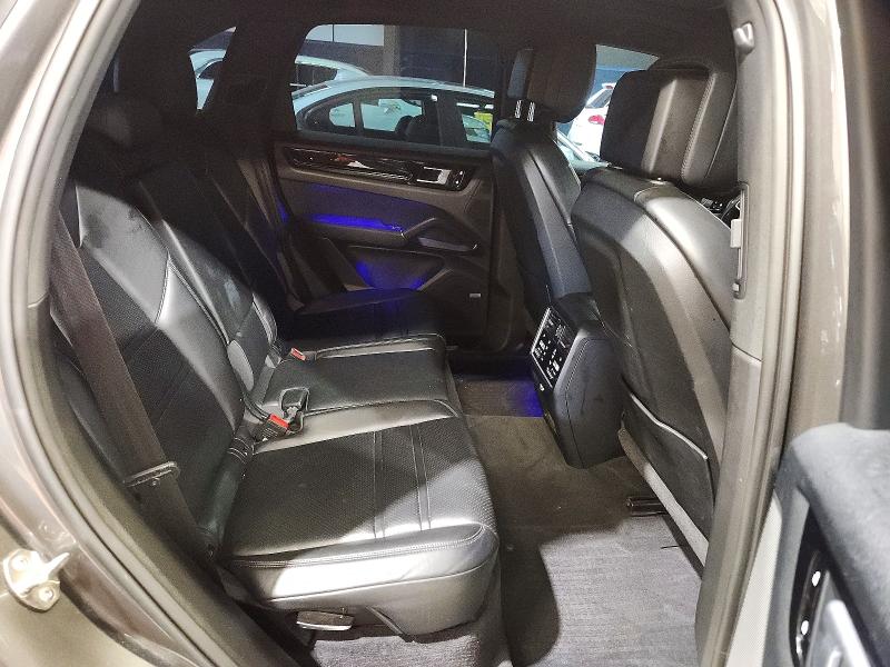 64361526 :رقم المزاد ، WP1AB2AY2KDA62492 vin ، 2019 Porsche Cayenne مزاد بيع