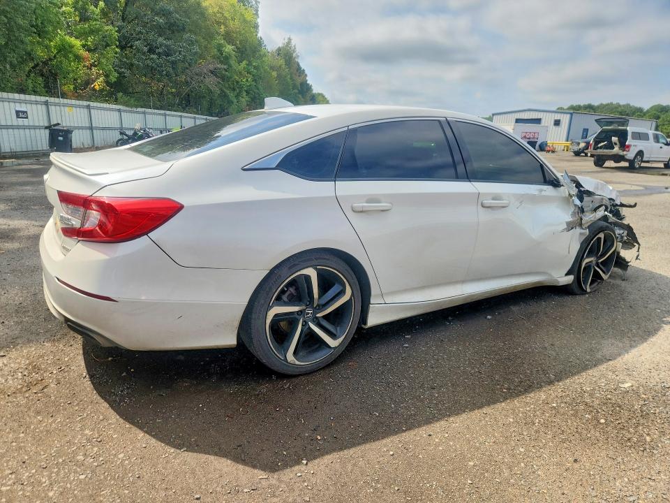 2018 Honda Accord მანქანა იყიდება აუქციონზე, vin: 1HGCV1F3XJA201228, აუქციონის ნომერი: 66476796