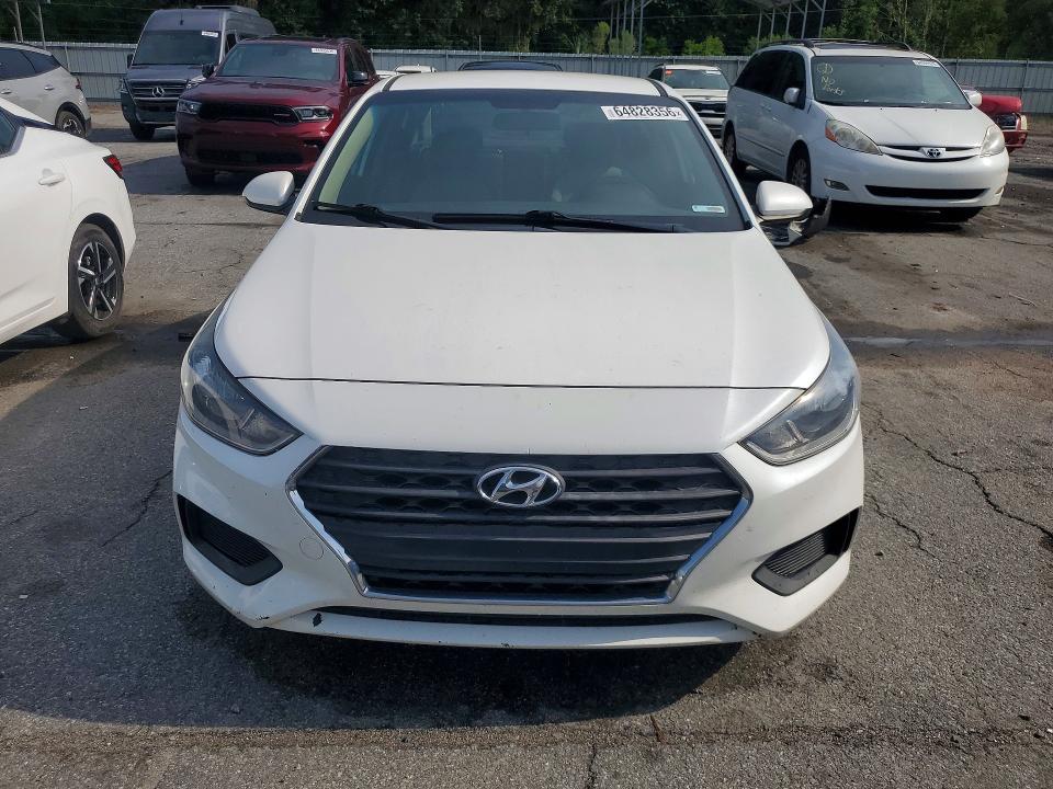 64828356 :رقم المزاد ، 3KPC24A3XJE026699 vin ، 2018 Hyundai Accent مزاد بيع