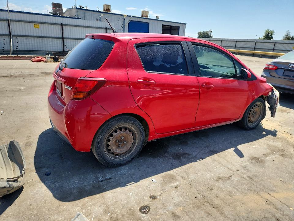63909726 :رقم المزاد ، VNKKTUD3XFA043265 vin ، 2015 Toyota Yaris مزاد بيع