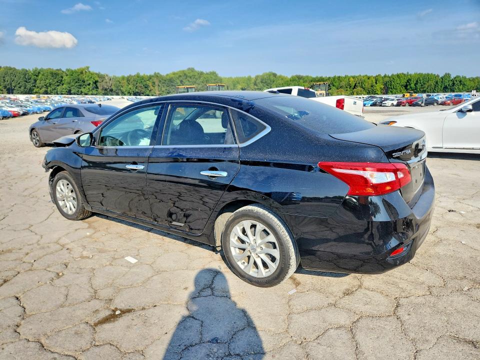 Продажа на аукционе авто 2018 Nissan Sentra, vin: 3N1AB7AP5JY260276, номер лота: 65590126