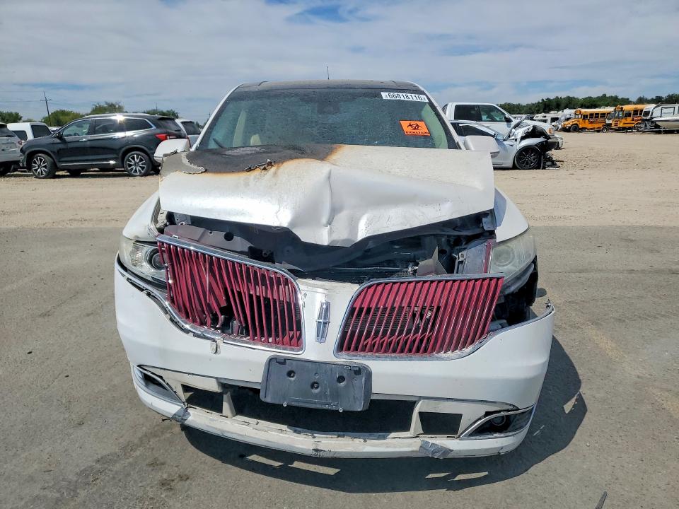2013 Lincoln Mkt მანქანა იყიდება აუქციონზე, vin: 2LMHJ5AT5DBL58897, აუქციონის ნომერი: 66818116