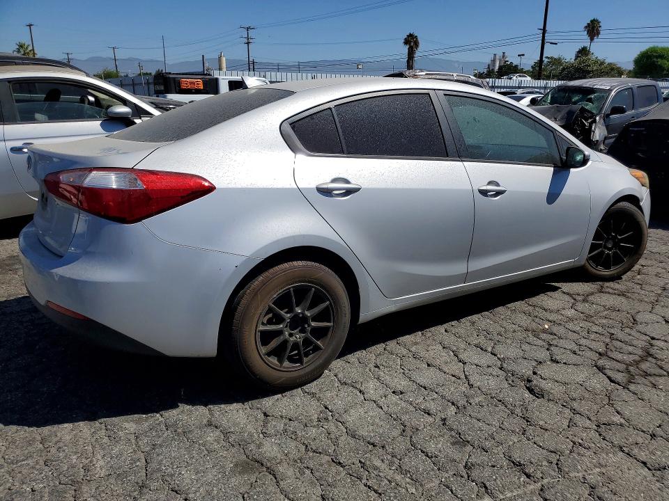 Продажа на аукционе авто 2016 Kia Forte, vin: KNAFK4A63G5462240, номер лота: 63585846