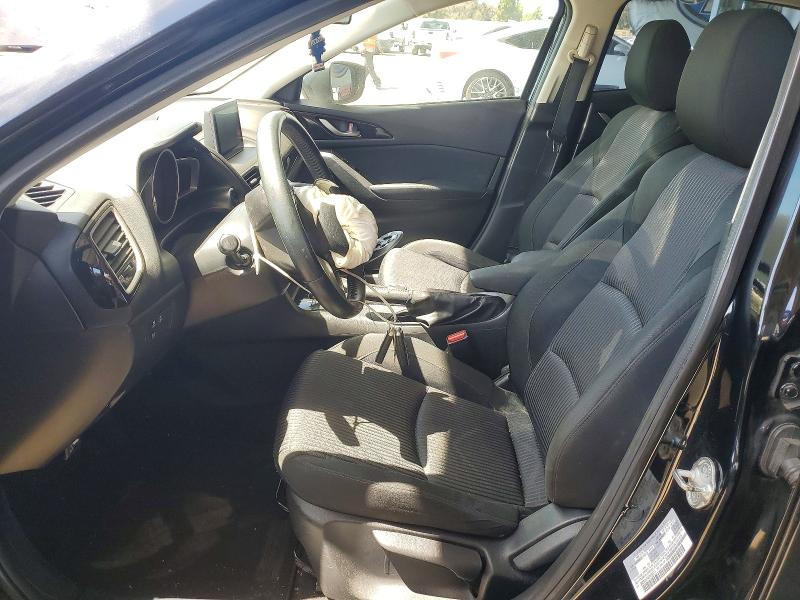 65206206 :رقم المزاد ، 3MZBM1V74FM169711 vin ، 2015 Mazda 3 مزاد بيع