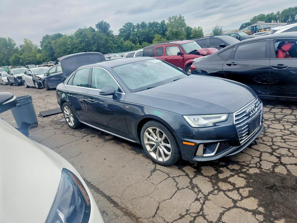 65276176 :رقم المزاد ، WAUENAF48KN008213 vin ، 2019 Audi A4 مزاد بيع