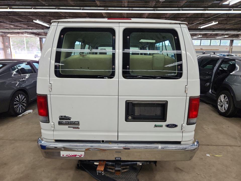 65865146 :رقم المزاد ، 1FBSS3BL4BDA69558 vin ، 2011 Ford Econoline مزاد بيع