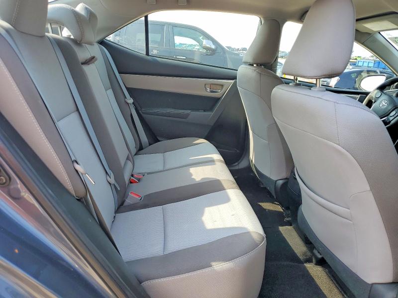 64454646 :رقم المزاد ، 2T1BURHEXHC828270 vin ، 2017 Toyota Corolla مزاد بيع