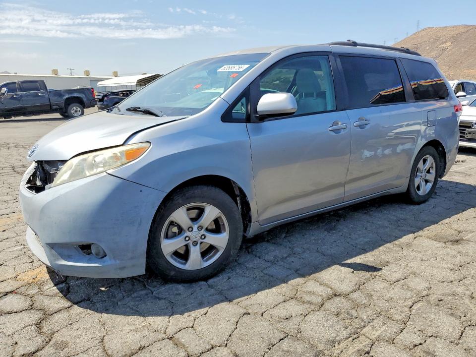 Aukcja sprzedaży 2011 Toyota Sienna, vin: 5TDKK3DC4BS020387, numer aukcji: 63686756