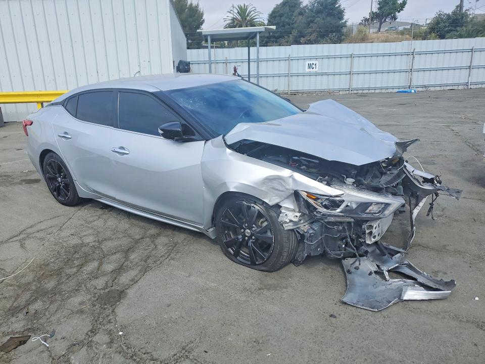 Продаж на аукціоні авто 2018 Nissan Maxima, vin: 1N4AA6AP9JC392577, номер лоту: 64996376