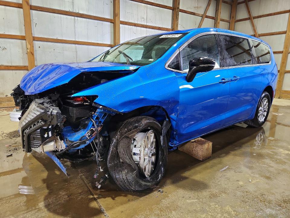 65148726 :رقم المزاد ، 2C4RC1BGXVR586881 vin ، 2027 Chrysler Pacifica مزاد بيع