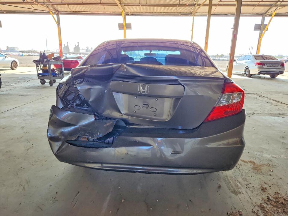 Продажа на аукционе авто 2012 Honda Civic, vin: 2HGFB2F56CH585686, номер лота: 62392346
