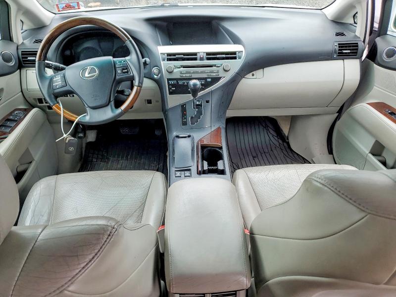 65300676 :رقم المزاد ، 2T2BK1BA3AC037724 vin ، 2010 Lexus Rx مزاد بيع