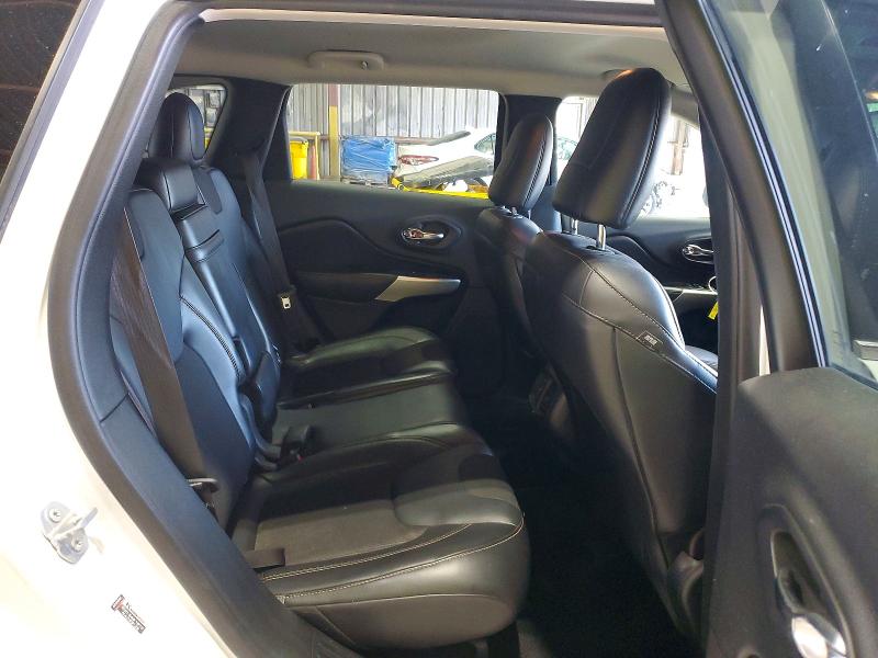 65645416 :رقم المزاد ، 1C4PJLLB7JD513556 vin ، 2018 Jeep Cherokee مزاد بيع
