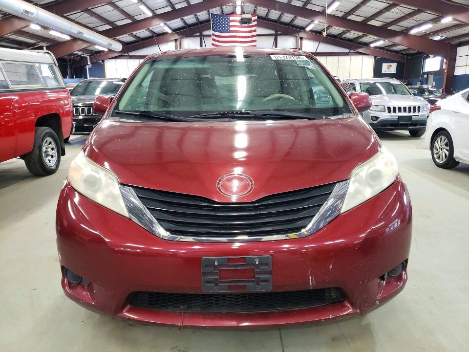 2011 Toyota Sienna მანქანა იყიდება აუქციონზე, vin: 5TDKK3DC8BS156246, აუქციონის ნომერი: 65329136