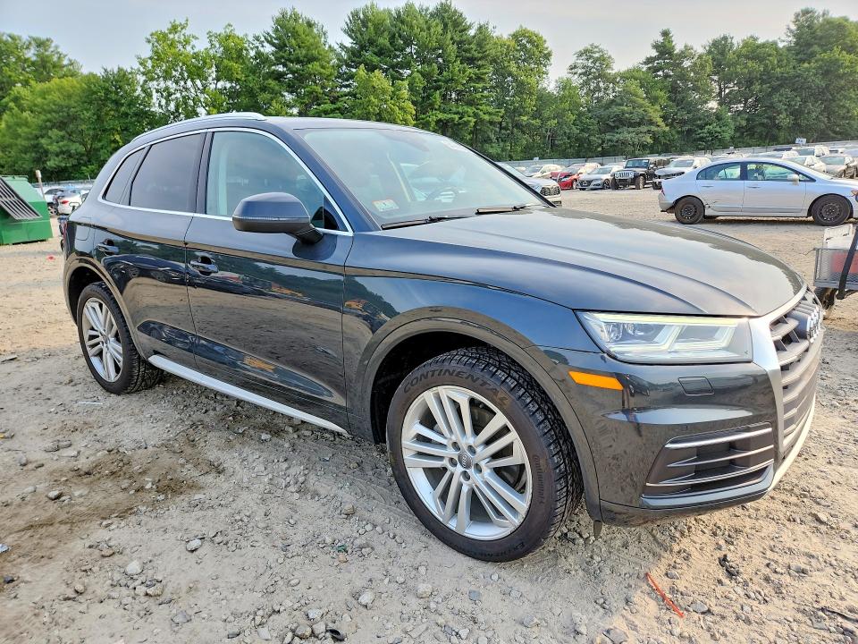 64289056 :رقم المزاد ، WA1BNAFY2J2132920 vin ، 2018 Audi Q5 مزاد بيع
