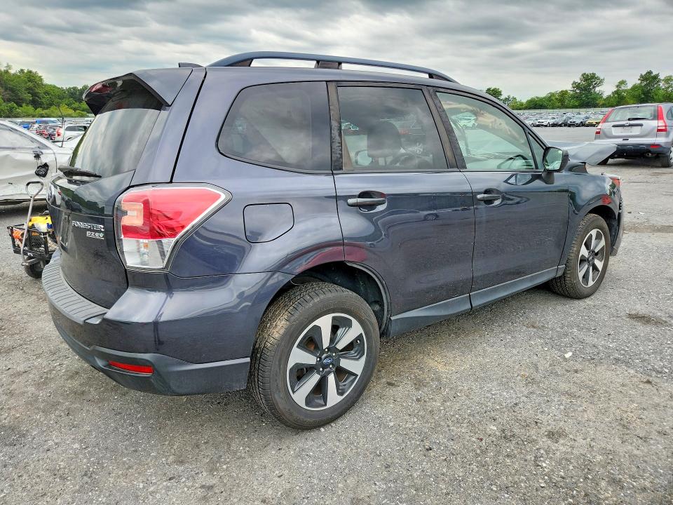 65555346 :رقم المزاد ، JF2SJAEC7HH812344 vin ، 2017 Subaru Forester مزاد بيع