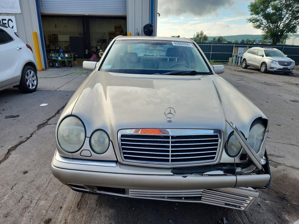 Aukcja sprzedaży 1999 Mercedes-benz E, vin: WDBJF82H3XX023468, numer aukcji: 65002956