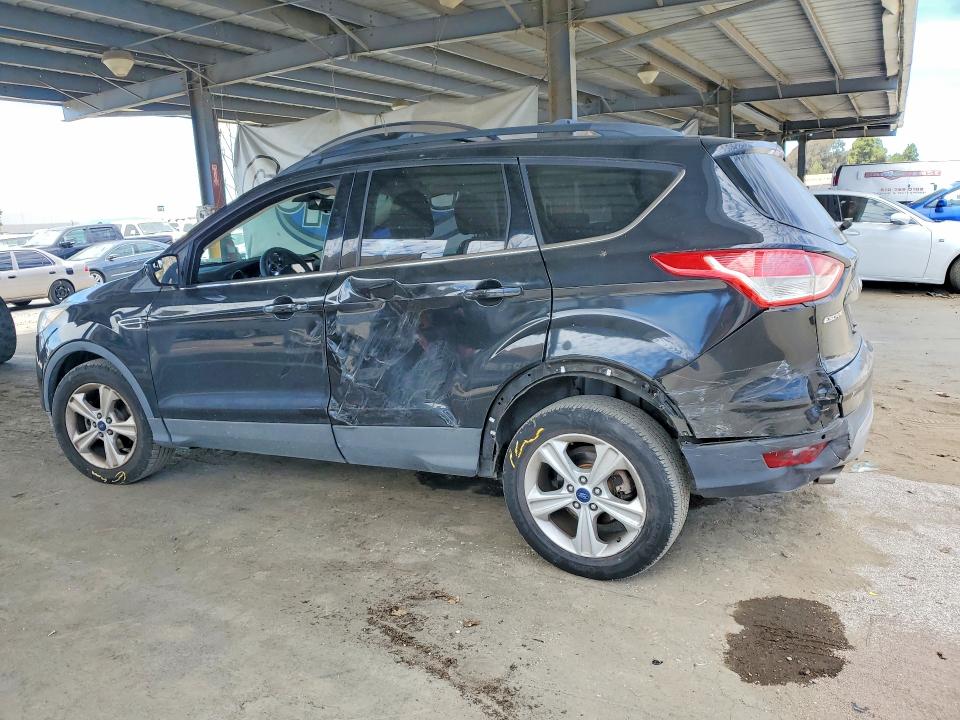 2014 Ford Escape მანქანა იყიდება აუქციონზე, vin: 1FMCU0GXXEUD72526, აუქციონის ნომერი: 66138936