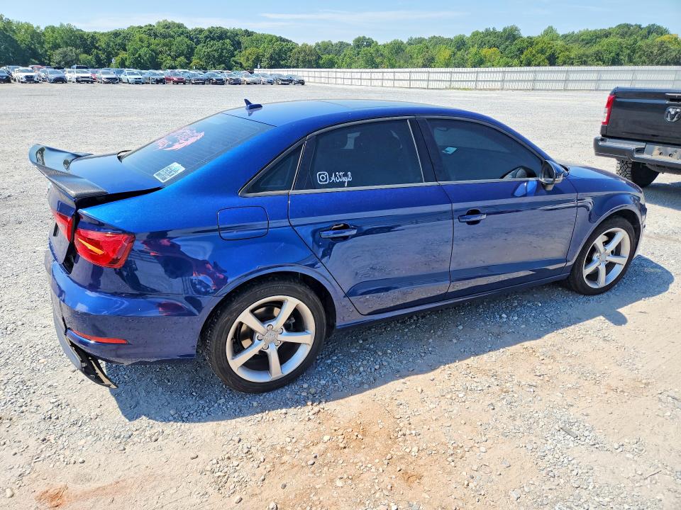 2015 Audi A3 მანქანა იყიდება აუქციონზე, vin: WAUACGFF8F1075559, აუქციონის ნომერი: 65449576