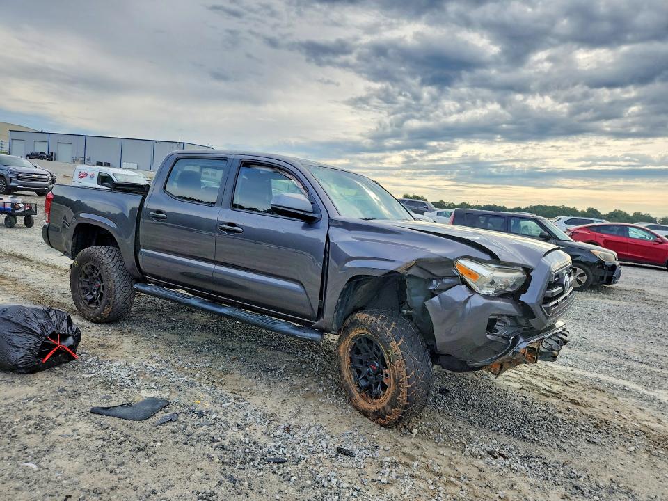65862356 :رقم المزاد ، 5TFAX5GN0HX084922 vin ، 2017 Toyota Tacoma مزاد بيع