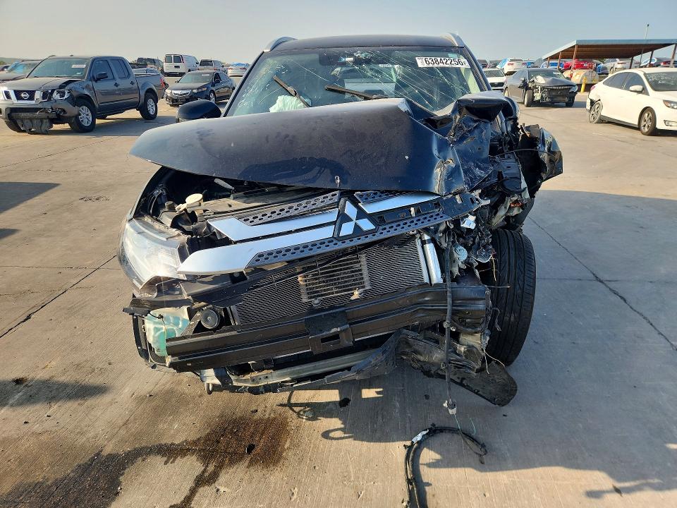 2020 Mitsubishi Outlander მანქანა იყიდება აუქციონზე, vin: JA4AD3A37LZ029928, აუქციონის ნომერი: 63842256