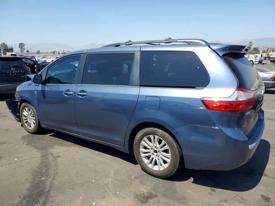 64017536 :رقم المزاد ، 5TDYK3DC9FS625585 vin ، 2015 Toyota Sienna مزاد بيع