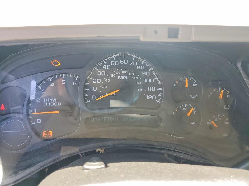 63261256 :رقم المزاد ، 1GNFK16T64J177364 vin ، 2004 Chevrolet Suburban مزاد بيع