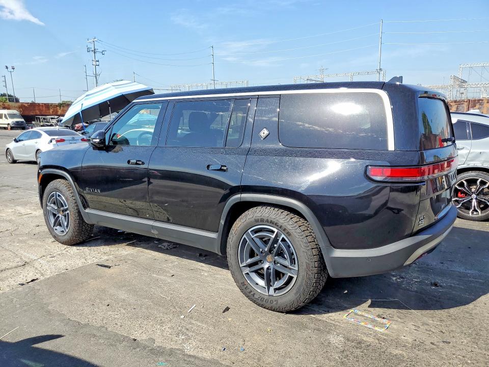 Продаж на аукціоні авто 2026 Rivian R1s, vin: 7PDSGGBA8TN078142, номер лоту: 67032096