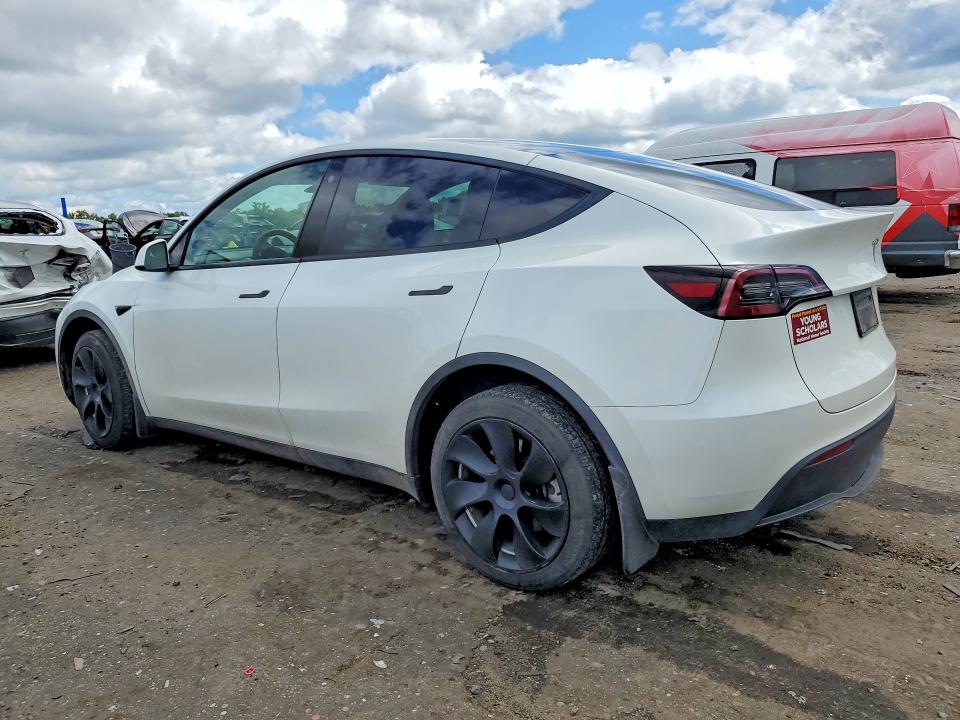 Продажа на аукционе авто 2023 Tesla Model Y, vin: 7SAYGDEEXPF664427, номер лота: 63839066