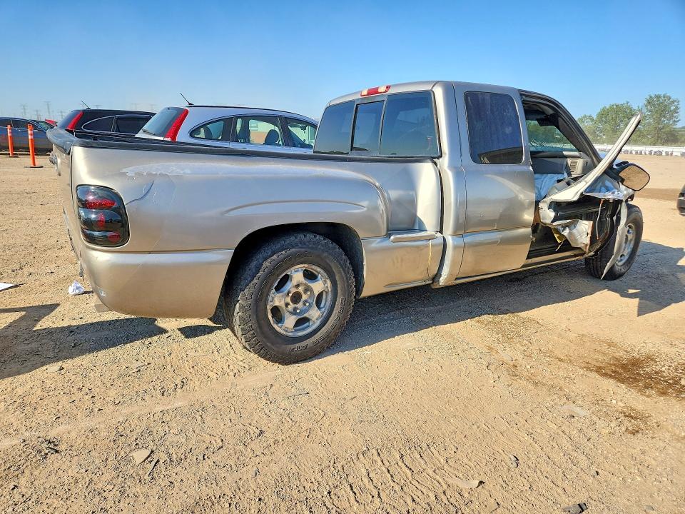 66614136 :رقم المزاد ، 2GCEC19V4Y1170024 vin ، 2000 Chevrolet Silverado مزاد بيع