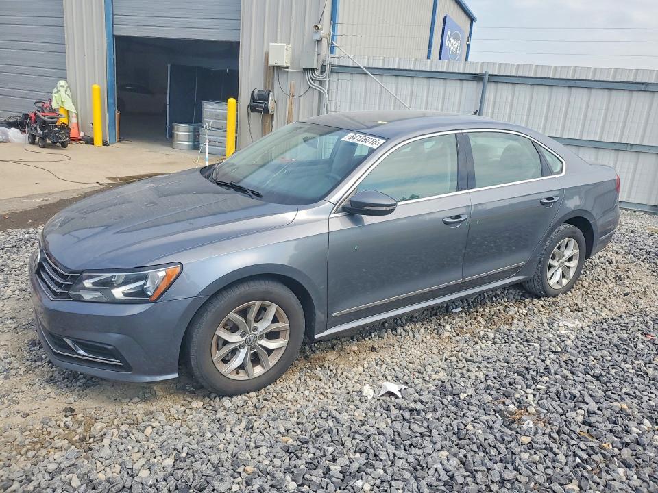 Auction sale of the 2017 Volkswagen Passat, vin: 1VWAT7A35HC024492, lot number: 64126016