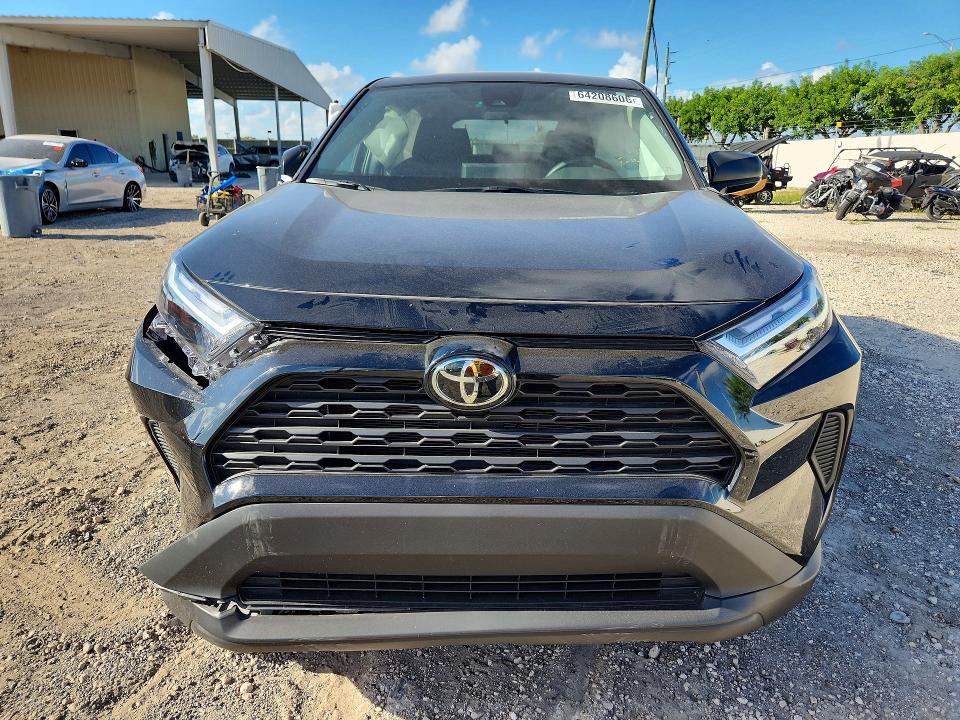 64208606 :رقم المزاد ، 2T3H1RFV1SC361390 vin ، 2025 Toyota Rav4 مزاد بيع