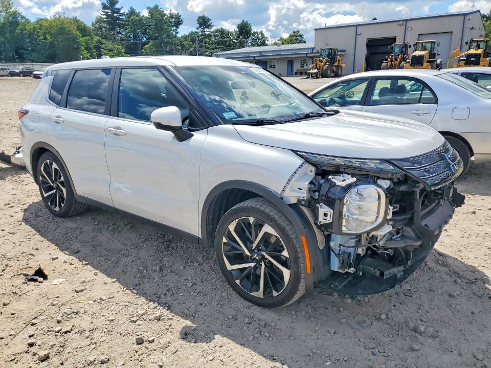 64624596 :رقم المزاد ، JA4J4UA85PZ025044 vin ، 2023 Mitsubishi Outlander مزاد بيع