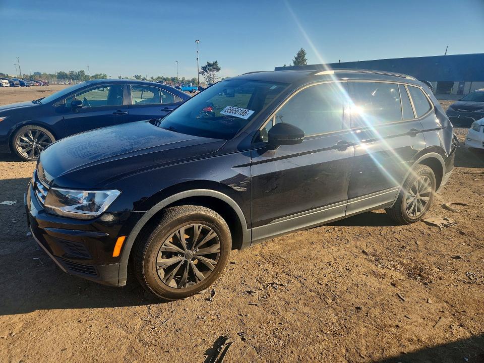 65656186 :رقم المزاد ، 3VV0B7AX4JM046333 vin ، 2018 Volkswagen Tiguan مزاد بيع