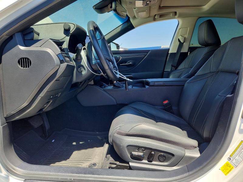 65560316 :رقم المزاد ، 58AEA1C14SU067374 vin ، 2025 Lexus Es 300h مزاد بيع