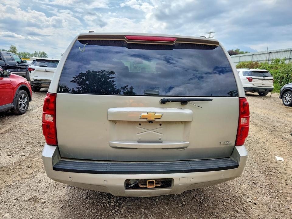 66485796 :رقم المزاد ، 1GNSK5E35BR183226 vin ، 2011 Chevrolet Suburban مزاد بيع