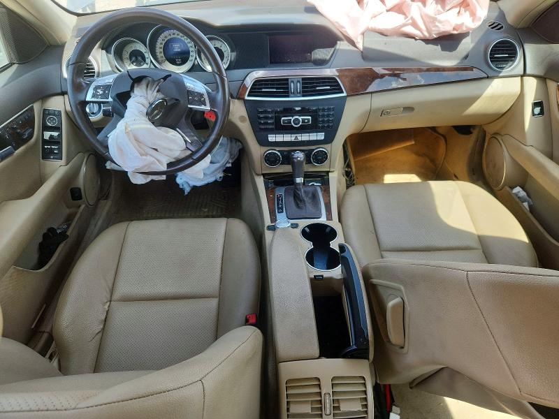Продаж на аукціоні авто 2014 Mercedes-benz C, vin: WDDGF4HB0EA953504, номер лоту: 65742536